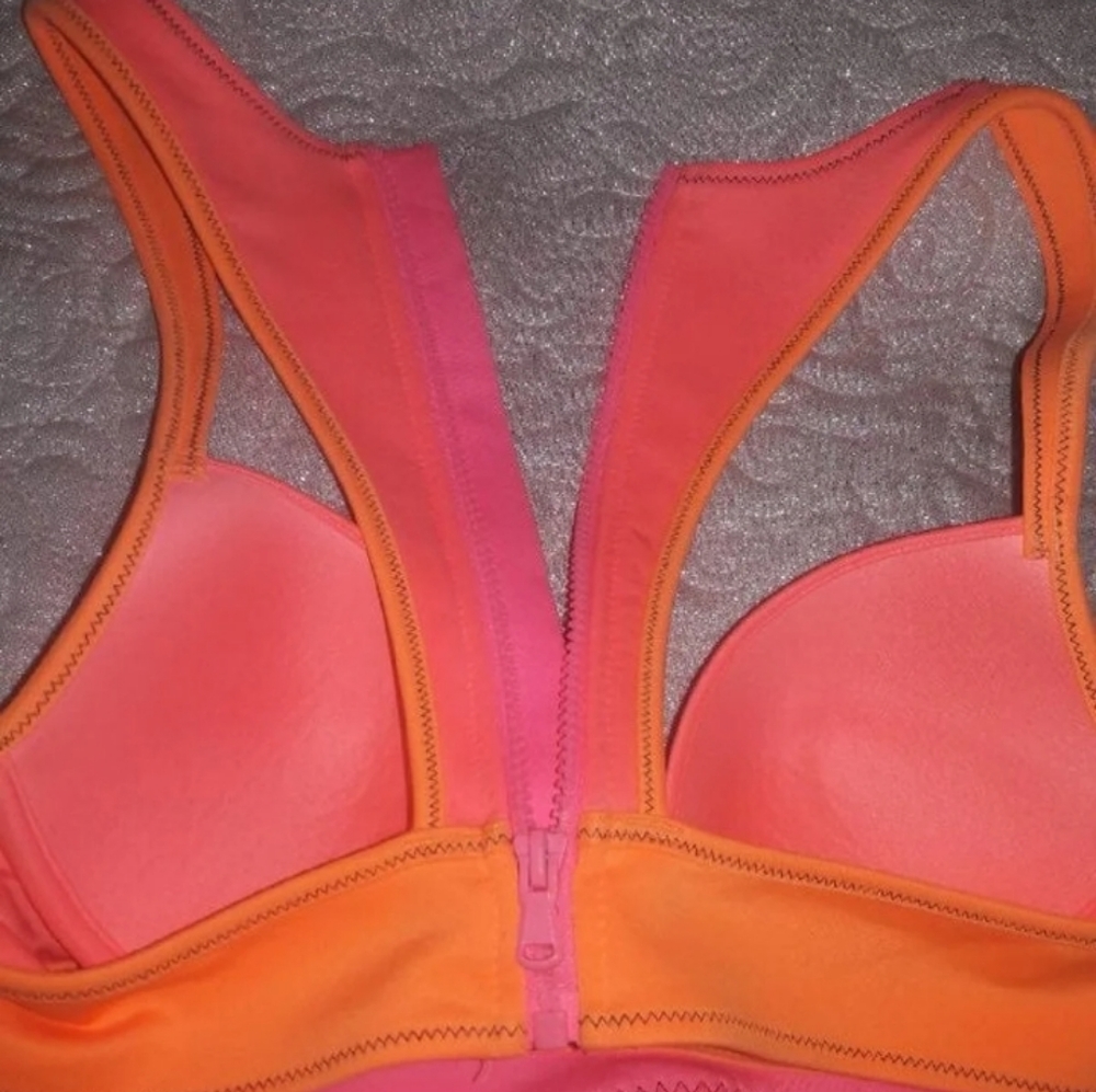 SOLD!!! Victoria's Secret Sport Bikini S/M 34B - Picture 6 of 9